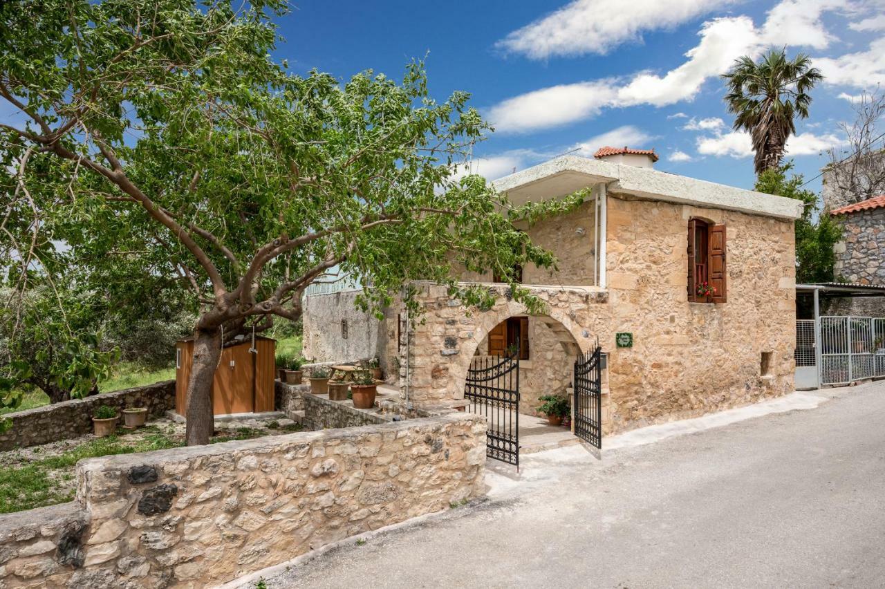 Pagonas Traditional House Mouríon エクステリア 写真