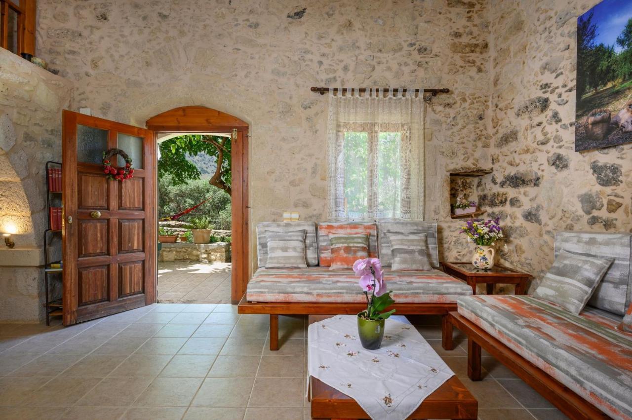 Pagonas Traditional House Mouríon エクステリア 写真