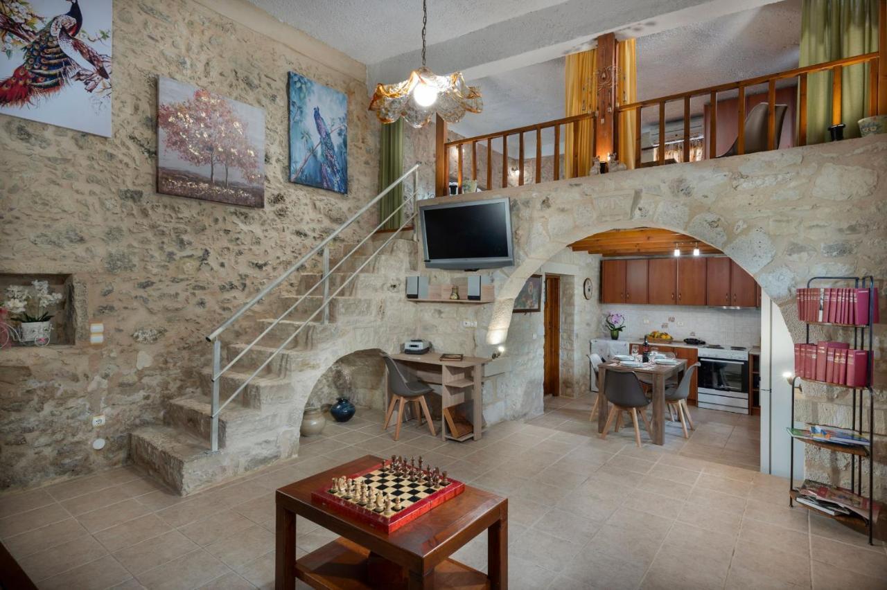 Pagonas Traditional House Mouríon エクステリア 写真