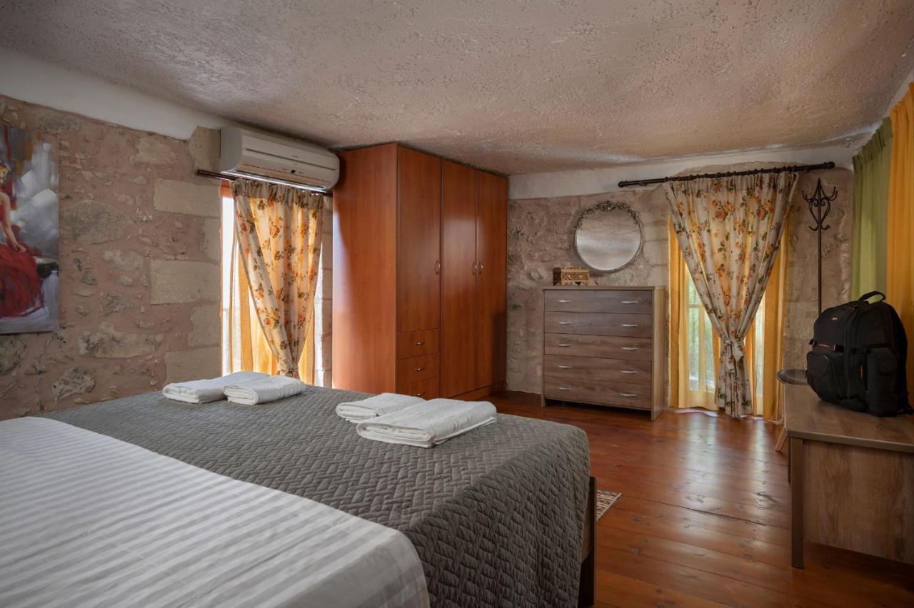 Pagonas Traditional House Mouríon エクステリア 写真