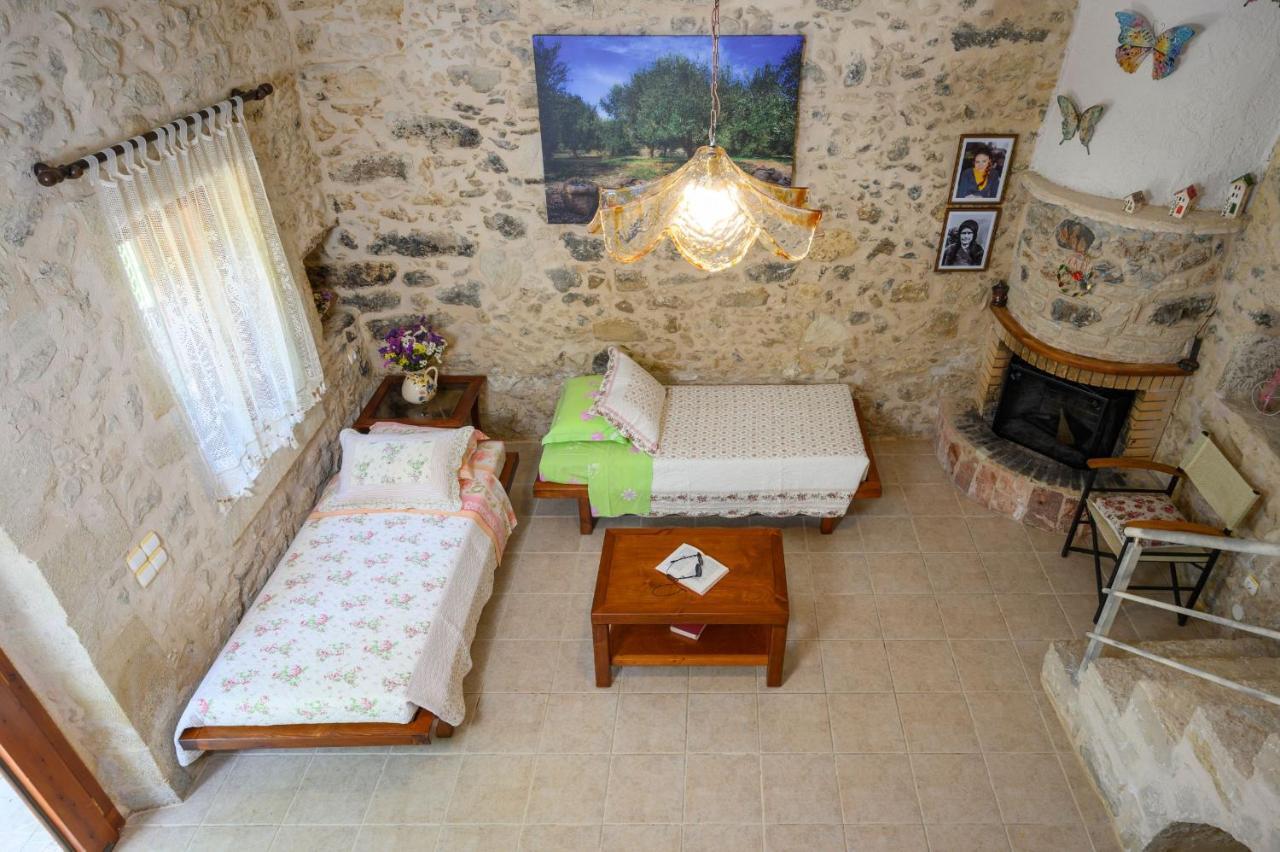 Pagonas Traditional House Mouríon エクステリア 写真