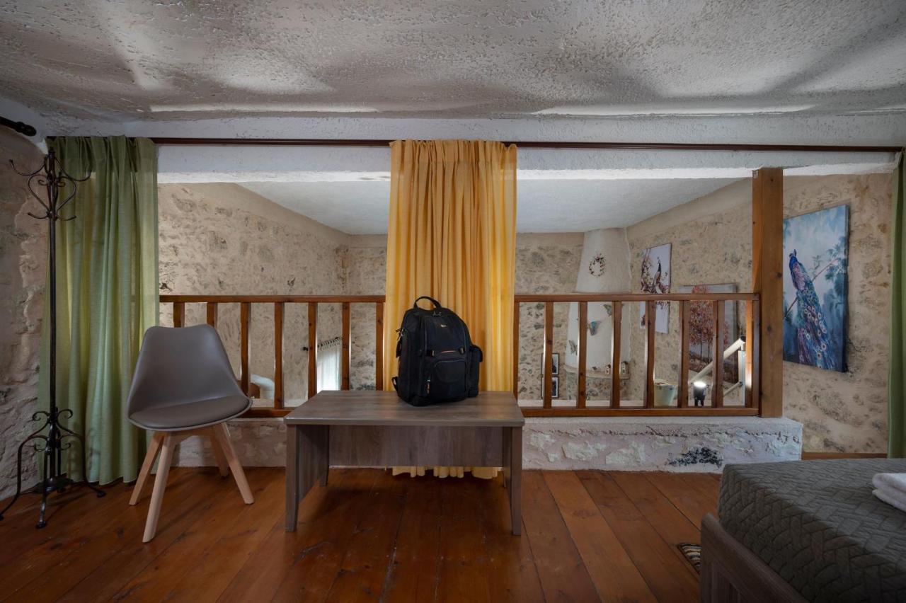 Pagonas Traditional House Mouríon エクステリア 写真